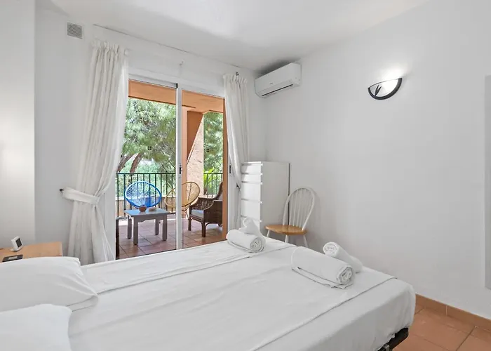 アパート Family W Pool By Costarentals - Ref 225 フエンヒロラ